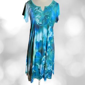 Women’s One World - Live & Let Live Dress. Size Small. EUC.